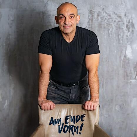 Django Asül (Am Ende vorn)