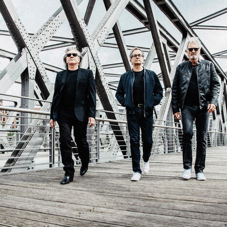 07_frontm3n_2021_02_q_c_0