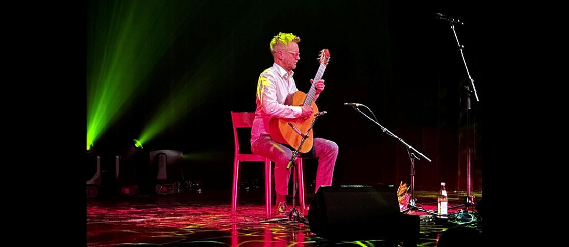 Die "Neue Szene" über - Dimitri Lavrentiev